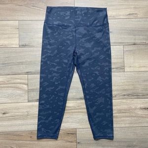 Zyia Active Luxe Hi Rise‎ Leggings 7/8 24” Battlefield Camo EUC